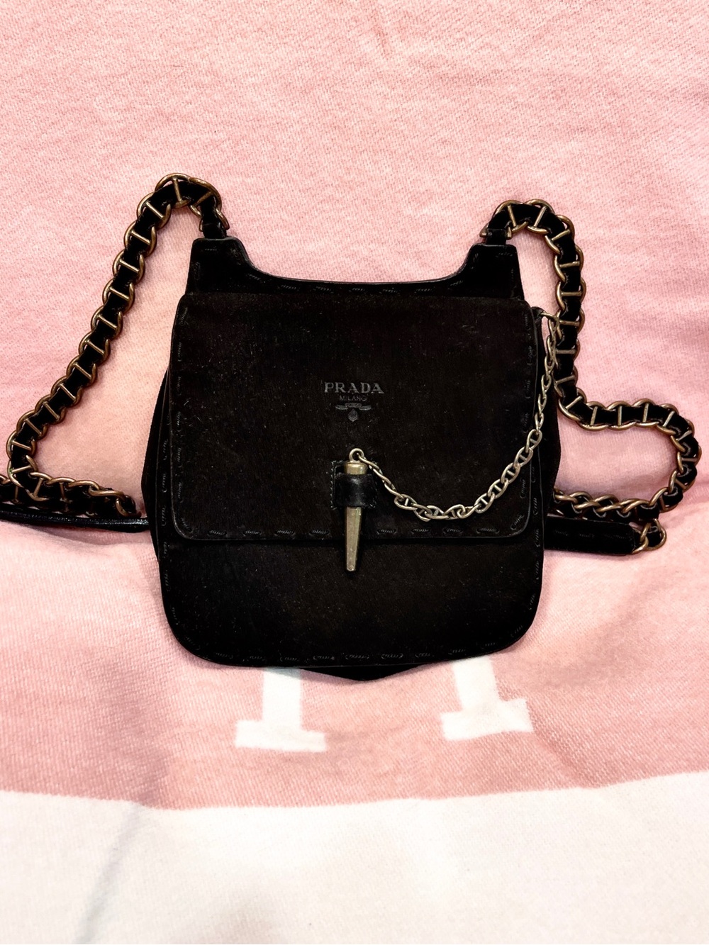 Prada⭐️✌🏻Vintage! RARE! Black Suede Crossbody/shoulder Bag with Chain Strap! - Picture 6 of 10